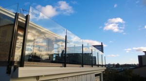 Weatherdek-Waterproofing-10mm-Glass-Balustrade   